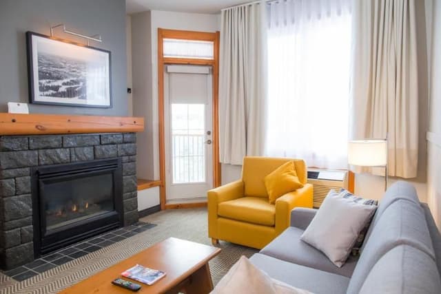 SUITE TWO QUEEN BEDS