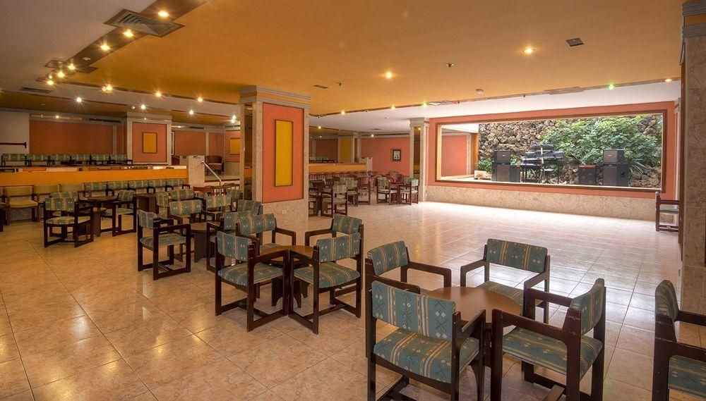 Hotel Elegance Dania Park0