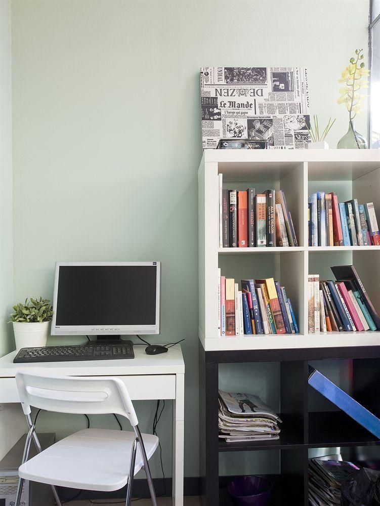 Ella Hostel Barcelona1