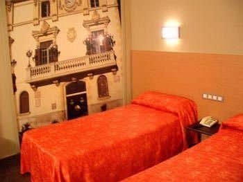 Hotel Pere III el gran Hotel Pere III el gran