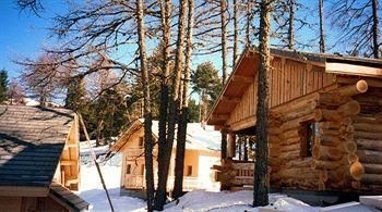 Madame Vacances Les Chalets du Village Bois0