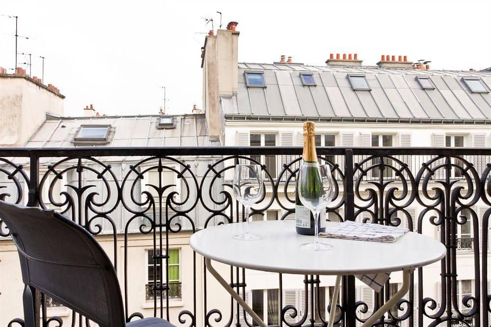 Private Apartment - Notre Dame Private Apartment - Notre Dame