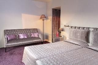 Park and Suites Elegance Le Cannet1