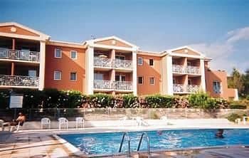 Residence Le Domaine des Grands Pins - Lagrange Classic Residence Le Domaine des Grands Pins - Lagrange Classic