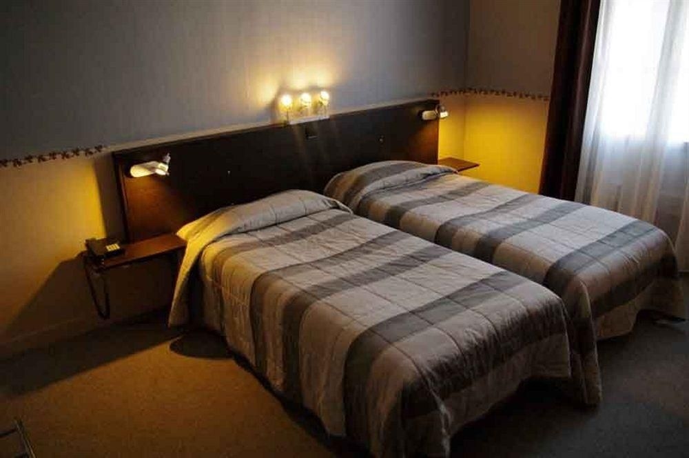P'tit Dej-Hotel Saintes2