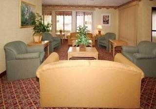 Econo Lodge Oxmoor0