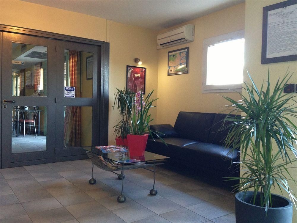Hotel Balladins Martigues3