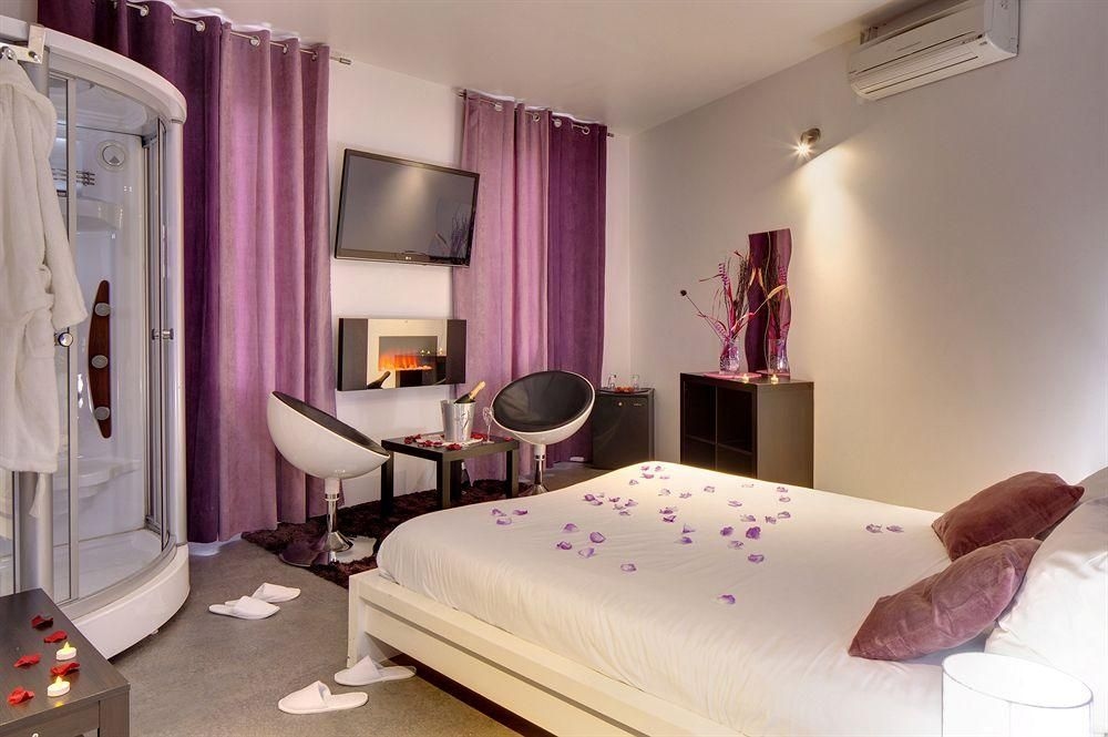 Hotel M0