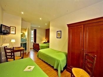 Hostellerie La Charmille3