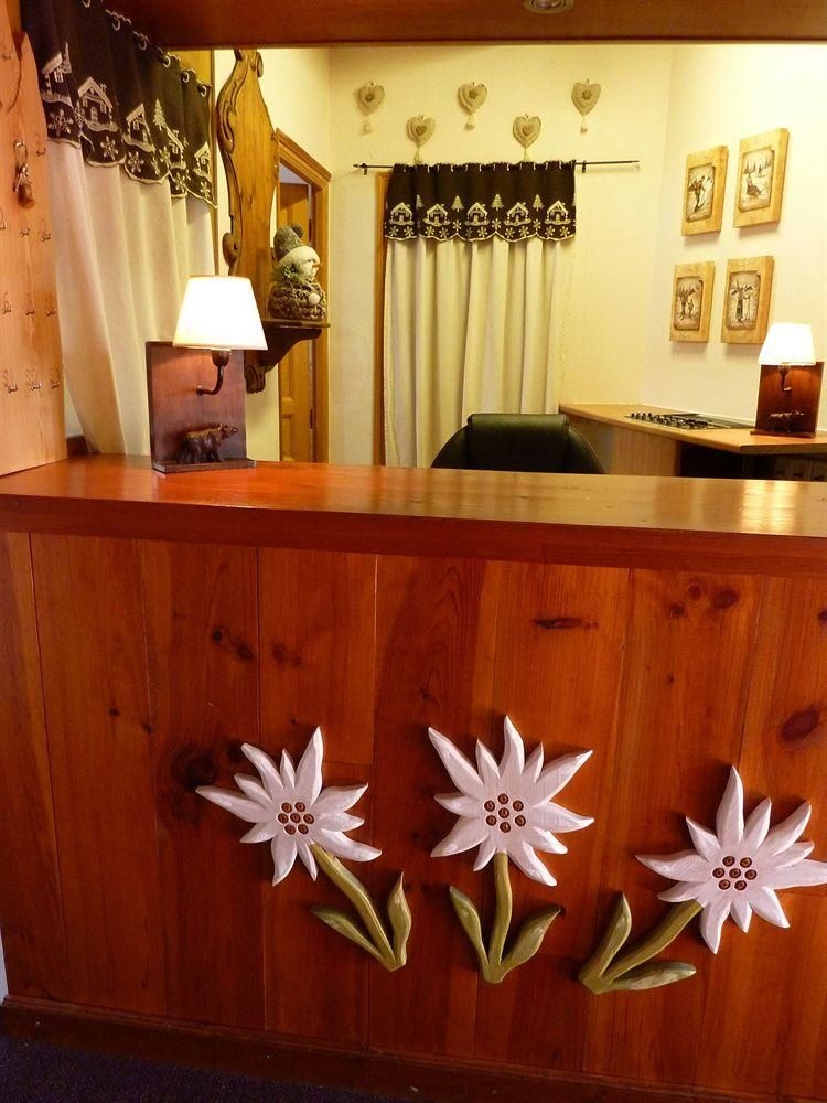 Hotel Les Catrems2