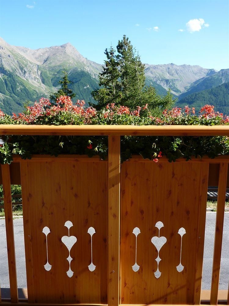 Hotel Les Catrems1