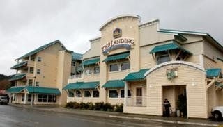 Best Western Plus Landing Hotel1