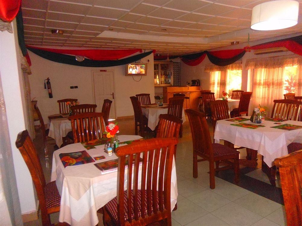 Wadoma Royale Hotel1