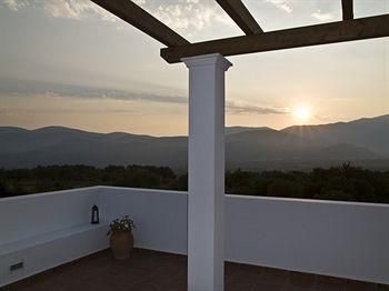 Villa Moschona2