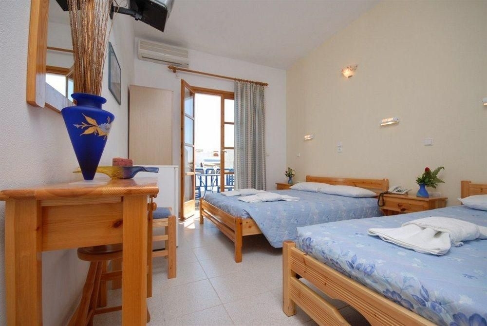 Zeus Hotel0