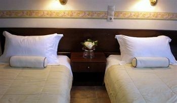 Kaloudis Apartments & Studios4