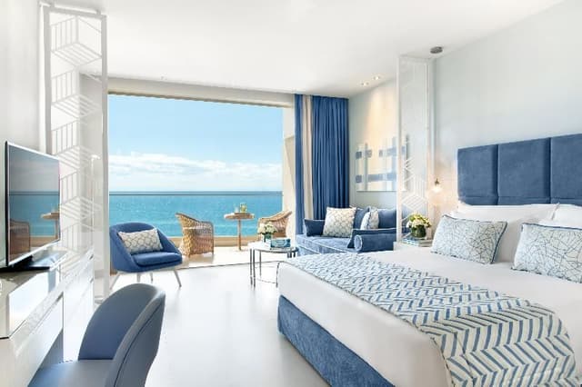 JUNIOR SUITE SEA VIEW