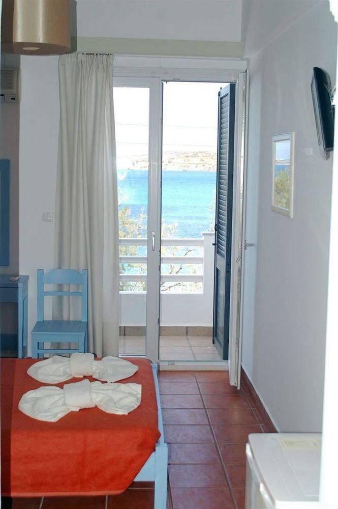 Hotel Paros2