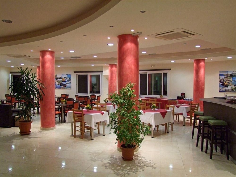Hotel Sea Breeze3