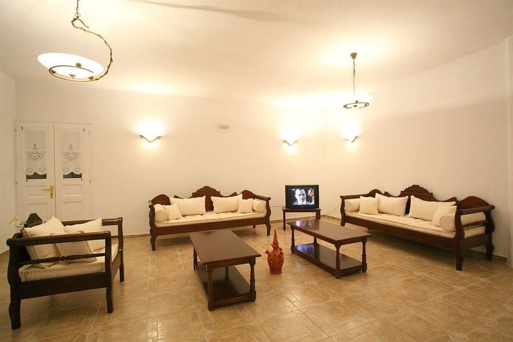 Paros Inn Hotel1