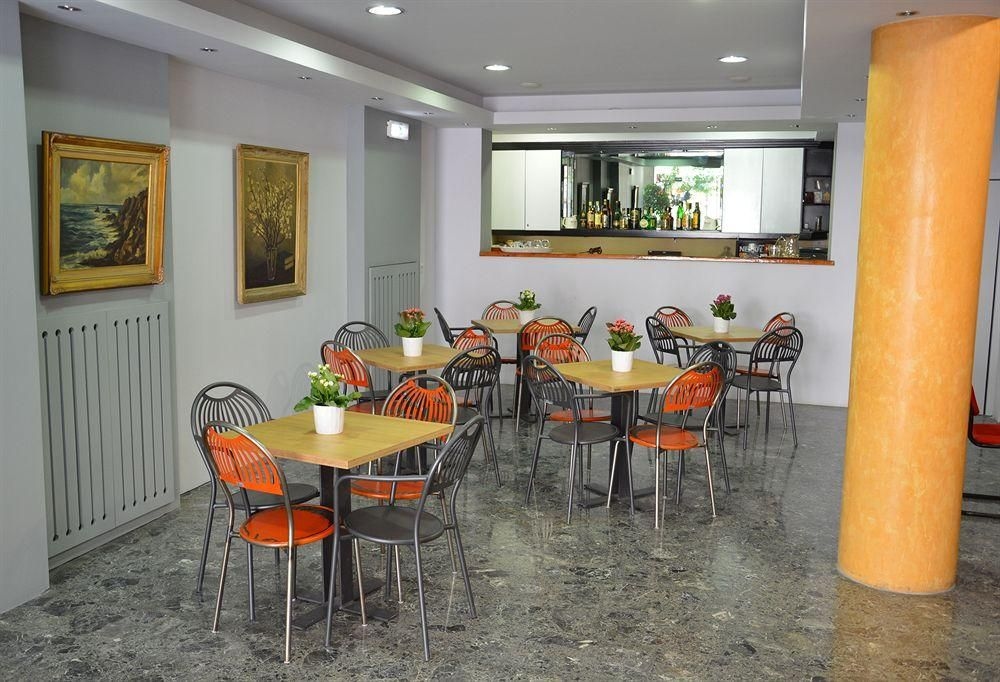 Diros Hotel1