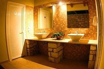 Lithies Studios - Apartments1