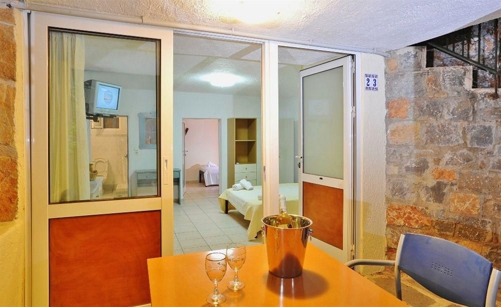 Ammoudara Beach Hotel & Apartments1