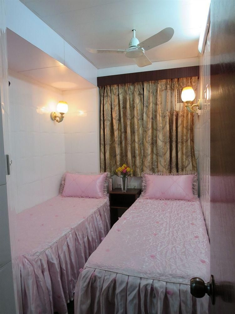 Asia Wifi Budget Hostel - Las Vegas Group Hostels1