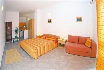 Apartments Pape3