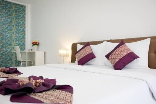 Deluxe Double or Twin Room with Sea View