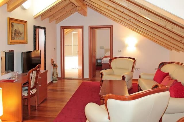SUITE LUXURY