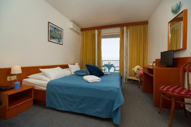 DOUBLE COMFORT SEA VIEW