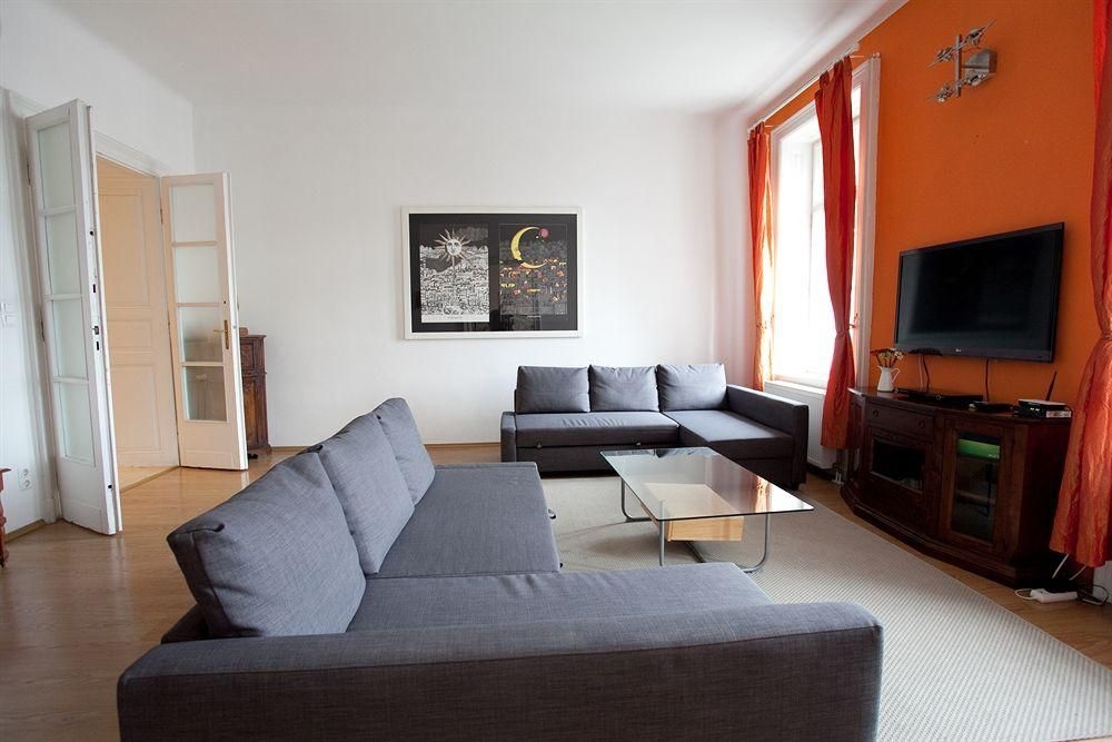 Oktogon apartment0