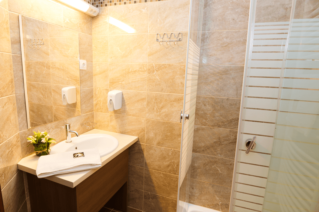 Full Moon Design Hostel Budapest1