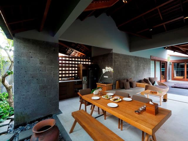 VILLA THREE BEDROOMS