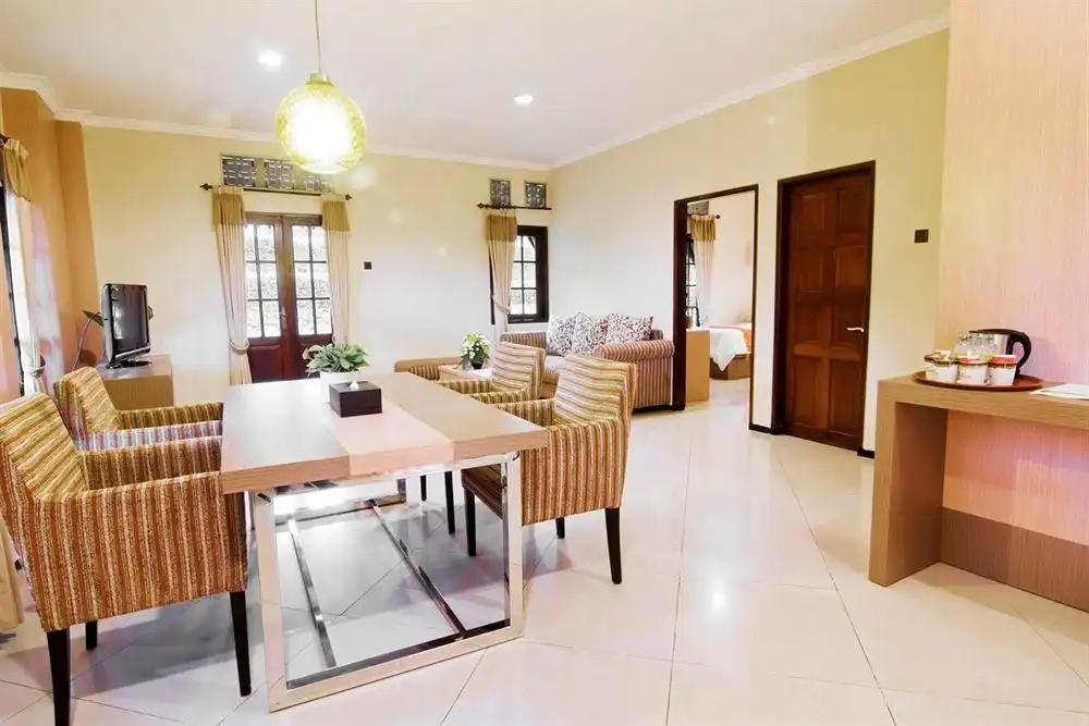 Royal Orchids Garden Hotel & Condominiums Royal Orchids Garden Hotel & Condominiums