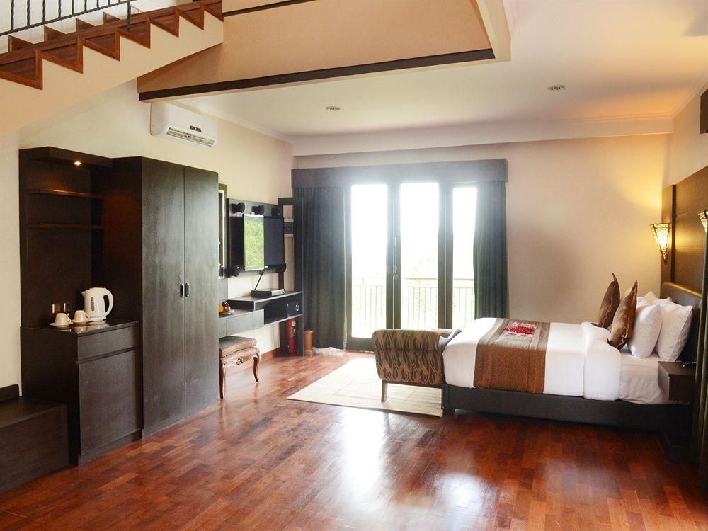 Flamingo Dewata Suite3