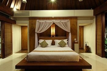 Swarapadi Villa1