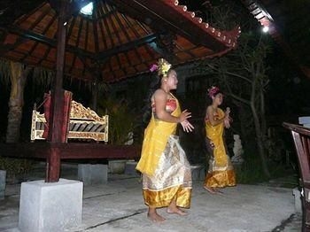 Amed Beach Resort0