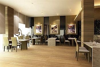 Hotel Grand Imawan2
