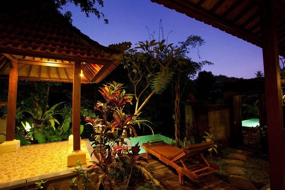 Segening Private Villa4