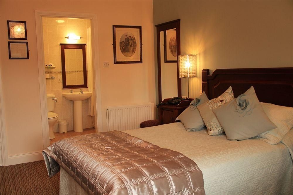 McSweeney Arms Hotel0