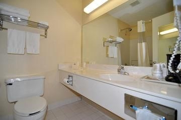 Best Western West Memphis Inn3