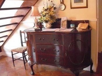 Maryville Bed & Breakfast2