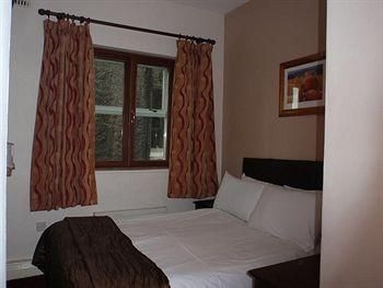 Jackson Court Hotel3