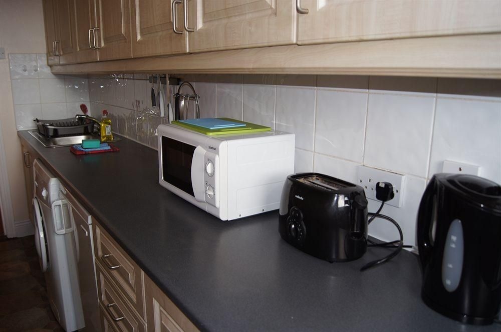 Crompton Hall Holiday Apartments4
