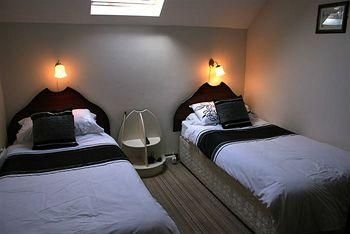 Woodview Lodge Bed & Breakfast0