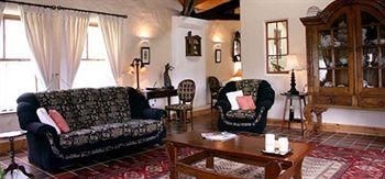 The Courtyard B&B4