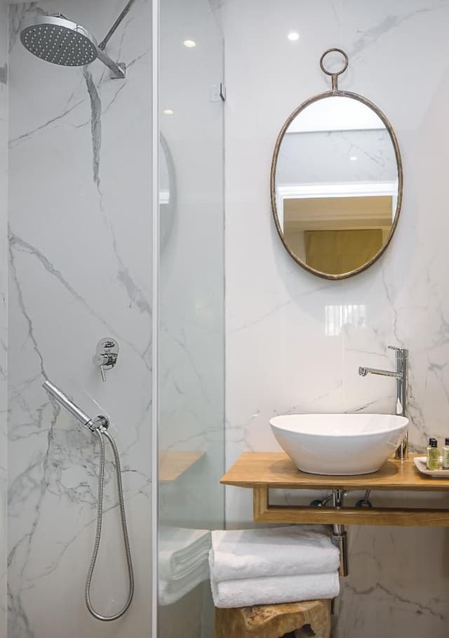 SUITE EXECUTIVE