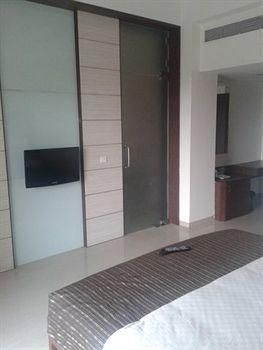 Hotel Sea N Rock2